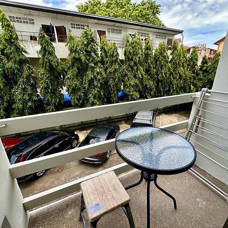Studio Apartment Diana Estate Condominium Патая Екстериор снимка
