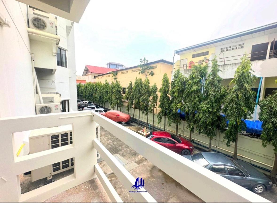 Studio Apartment Diana Estate Condominium Патая Екстериор снимка
